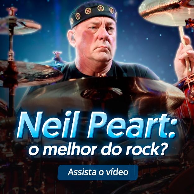 O baterista de rock Neil Peart toca bateria. Texto na imagem: Neil Peart: o melhor do rock? Assista o vídeo.