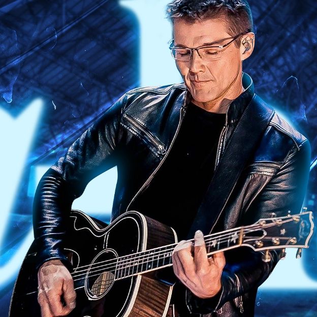 Na imagem o grupo A-ha se apresenta ao vivo