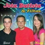 Jota Batista e filhos