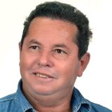 Cantor Edmilso  Santos Católico
