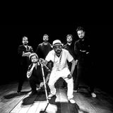 Nego Moura & Os Camarás