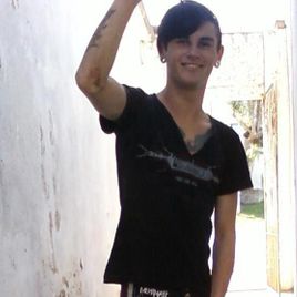 Imagem de Charles "Emo"
