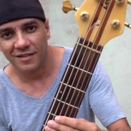 Imagem de Caster Borges