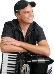 Imagem de JUNIOR RASGA TANGA