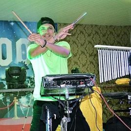 Imagem de DOUGLAS