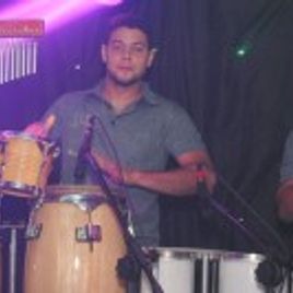 Imagem de Amos Alves