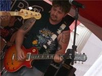 Imagem de Shina (Guitarra e Back Vocal)
