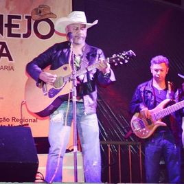 Imagem de DI CARDOSO E BAND