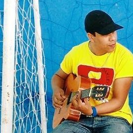 Imagem de guitarrista e violonista bruno lemes