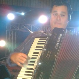 Imagem de Claudemir Morais