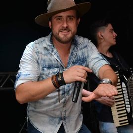 Imagem de Léo Monteiro