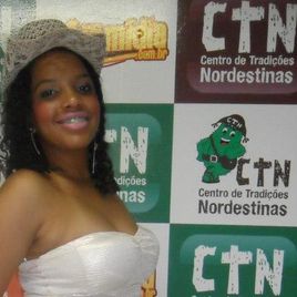 Imagem de Vocalista Maiara Bombom
