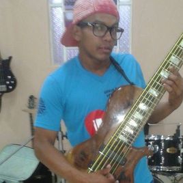 Imagem de isaac bass