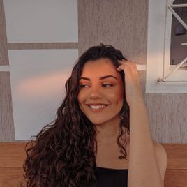 Imagem de Aline Dmengeon