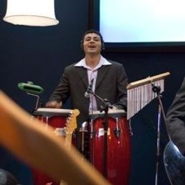 Imagem de Diego,a esquerda.