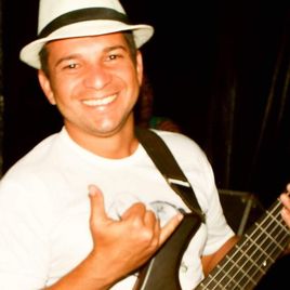 Imagem de Beto (Back Vocal)