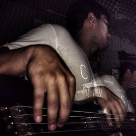 Imagem de Luccas Stroger bass
