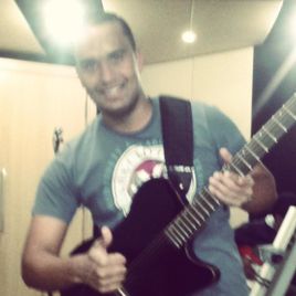 Imagem de Eliabe Gomes