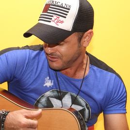 Imagem de UELDES LOPO FERREIRA