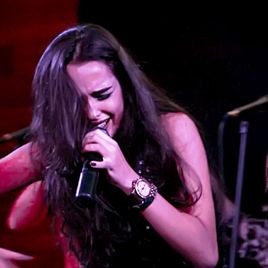 Imagem de Thais Oliveira