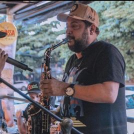 Imagem de foka saxofonista