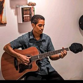 Imagem de Lucas violão