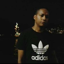 Imagem de Adam Moura