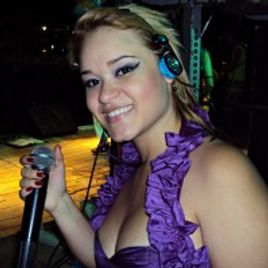 Imagem de SUZANNE ARAÚJO