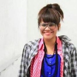 Imagem de Aliny Gomes