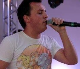 Imagem de Dinho