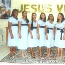 Imagem de mulheres do Grupo Geázis