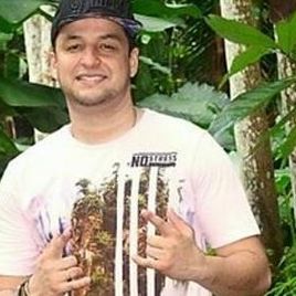 Imagem de Alexandre ayres