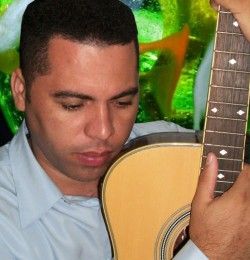 Imagem de Dinho Santos