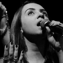 Imagem de Larissa Helena da Silva Oliveira