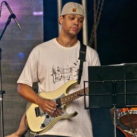 Imagem de Roger Oliveira