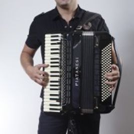 Imagem de Daniel Frota (SANFONA E VOCAL)