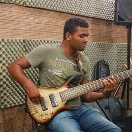 Imagem de Eder bass