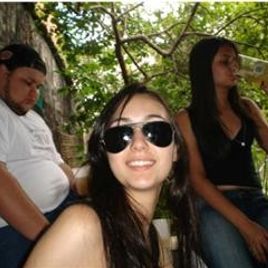 Imagem de Aline Fernanda Soares