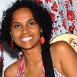 Imagem de Camila Azevedo