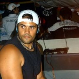 Imagem de Douglas Max