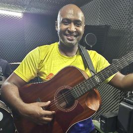 Imagem de Adão Nilson