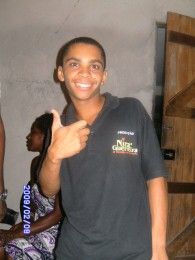 Imagem de EMERSON(Chaverinho da Nira Guerreira)