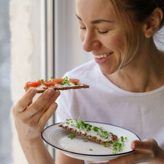Q+A - Can Eating “Too Little” Stall Fat Loss?