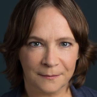 #264: Interview with Amelia Campbell from The Chair Company