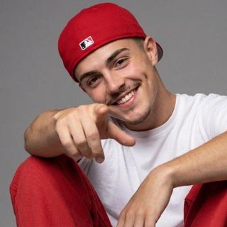 Imagem do artista Ythalo Riam