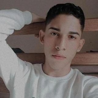 Imagen del artista Roy Alejandro
