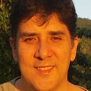 Imagen del artista Renato Uchôa