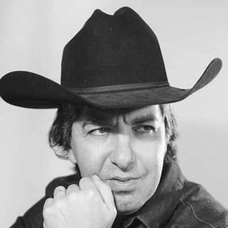 Imagem do artista Yulie Ruth