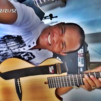 Foto da capa: Paulo Bomfim ao vivo