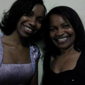 Foto da capa: Cantando Adorarei